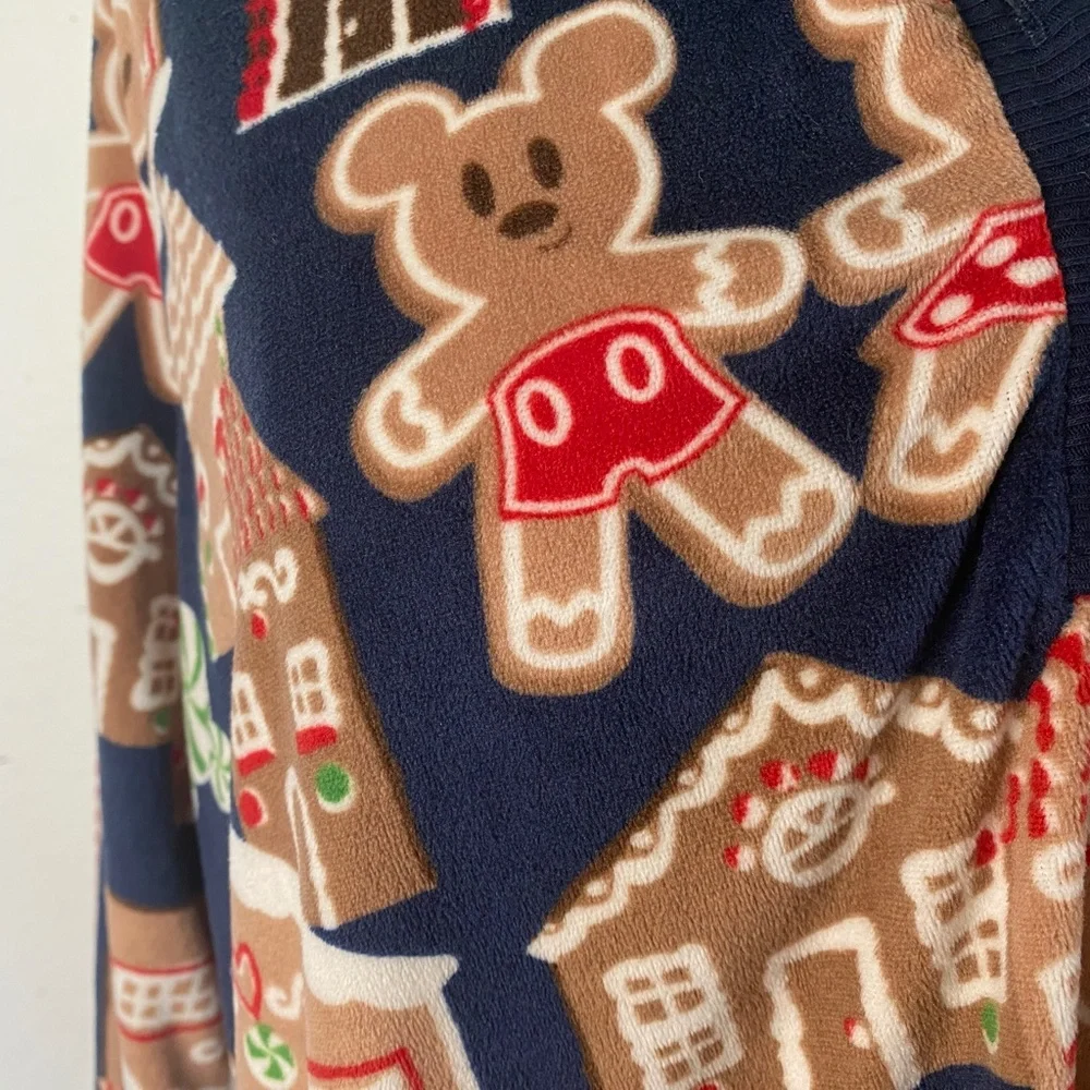 Disney Micky Mouse XL (16-18) Gingerbread Pajama Top Super Soft Long Sleeves